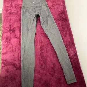 Lululemon align super high rise leggings 28” size 4